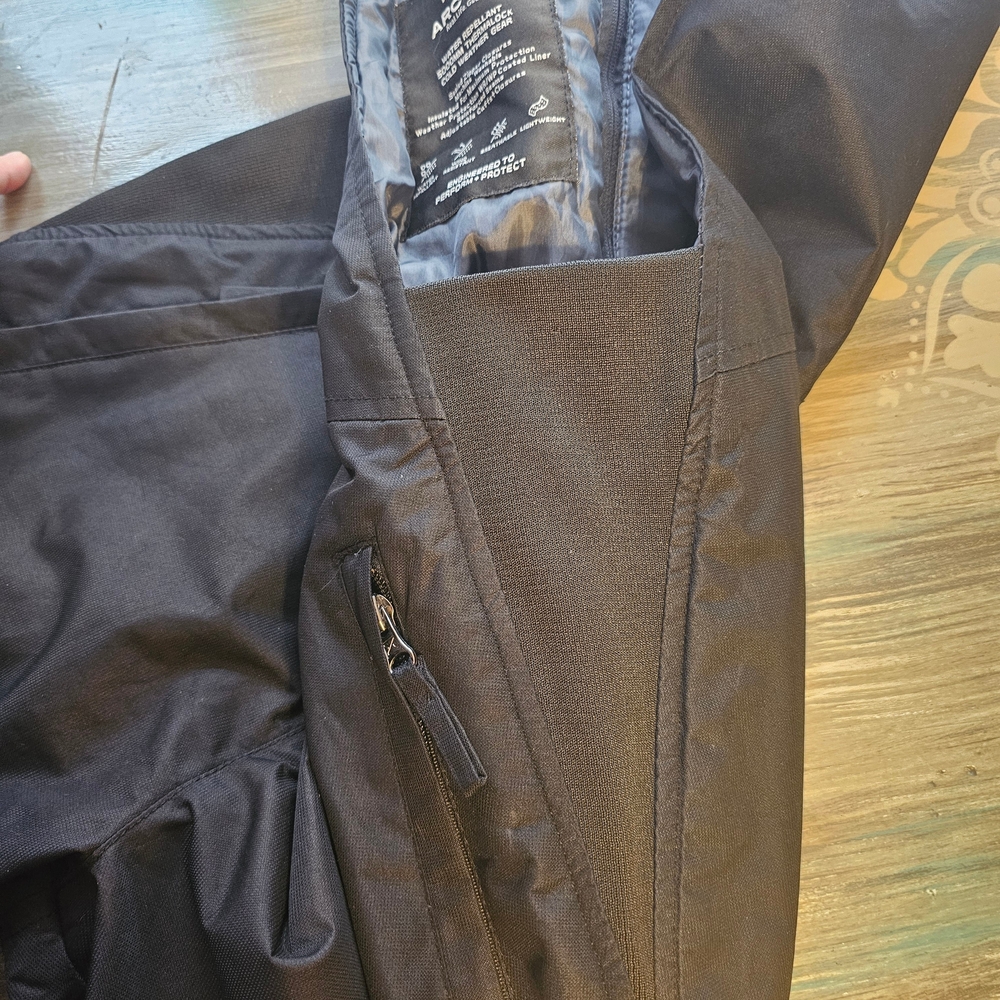 WOMEN'S Arctix Essential Black Insulated Snow Bib Overalls (Small)(31L)☃️ - Picture 11 of 16